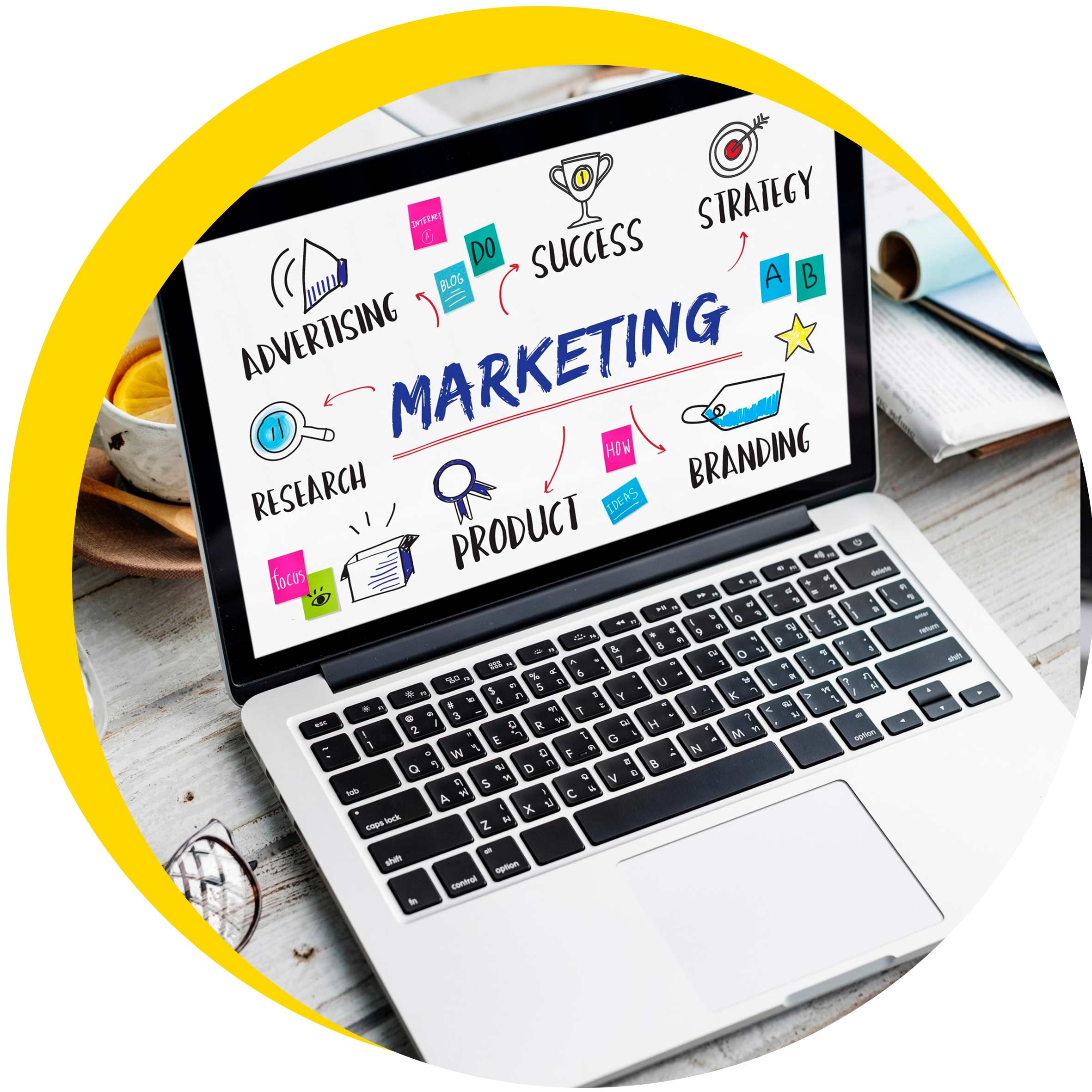L'équipe marketing digital de Novafrik en session de stratégie à Douala