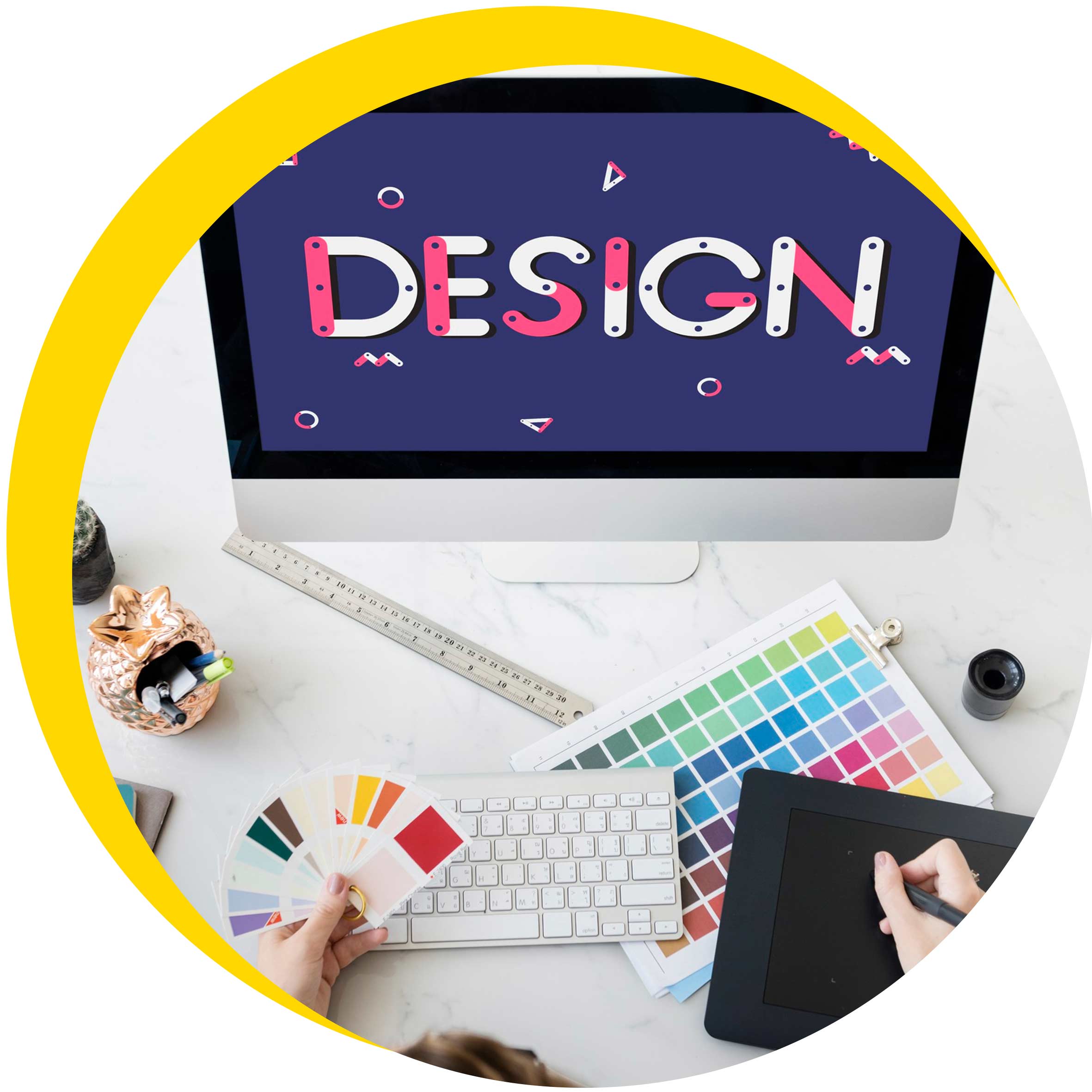 Création d'identité visuelle et brand design par l'agence Novafrik à Douala